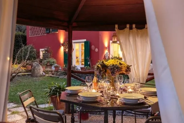 Villa Catia Farmhouse Three Luxury Bedrooms a Jacuzzi Pool and a Dream-like Getaway Experience