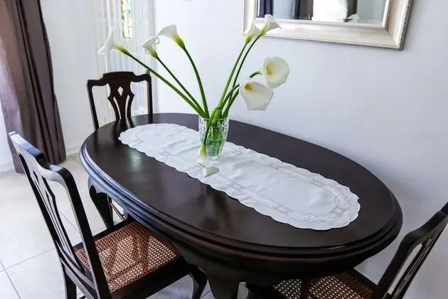 Cattleya's New Kingston Guest Apartment - Oda Düzeni