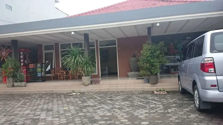 Hotel Catur Warga
