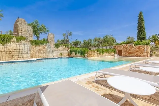 Cava Li Santi Residence