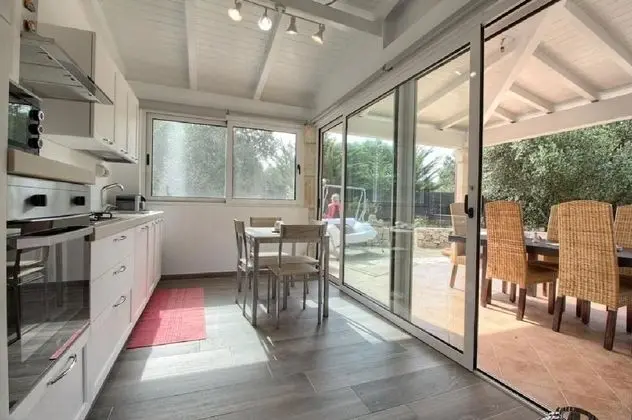 Cavaliere Lovely Pool Home - Mutfak