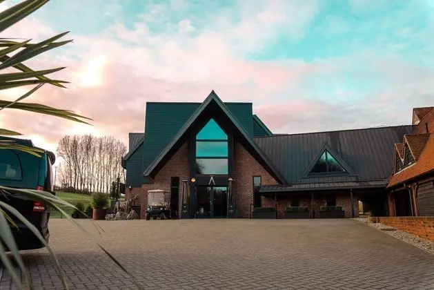 Cave Hotel & Golf Resort - Öne Çıkan Resim