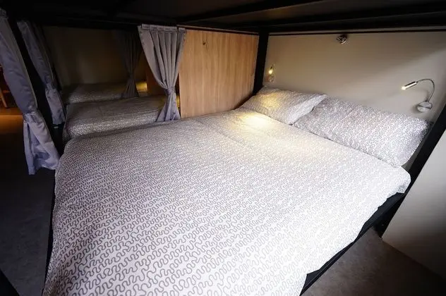 Cavemen Hostel Taipei Station Branch - Oda
