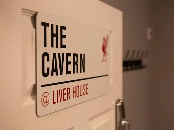 The Cavern Apartment Liver House - Oda