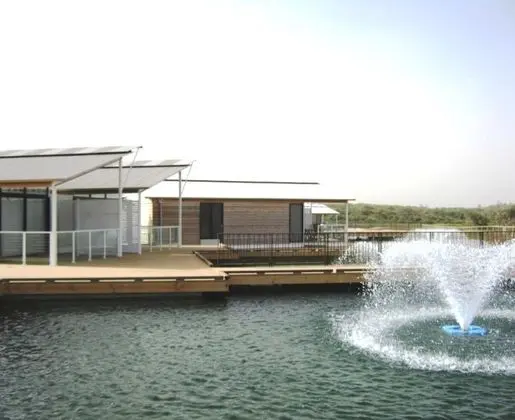 Caves Beachside Hotel