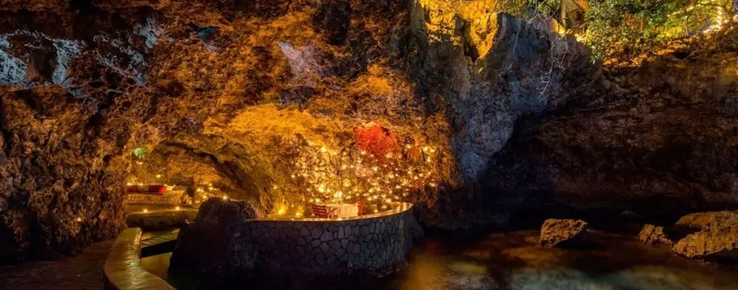 The Caves - Dış Mekan