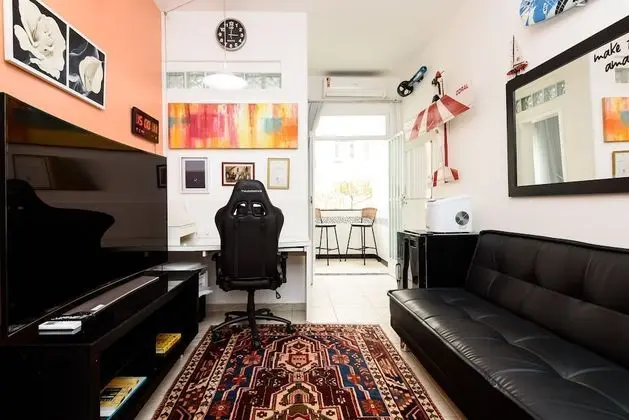 Cavirio Jn505 Charming Apartment With Great Location