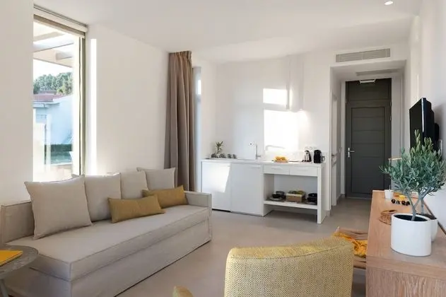 Cavo Delea - Elegant Suites - Oda Düzeni