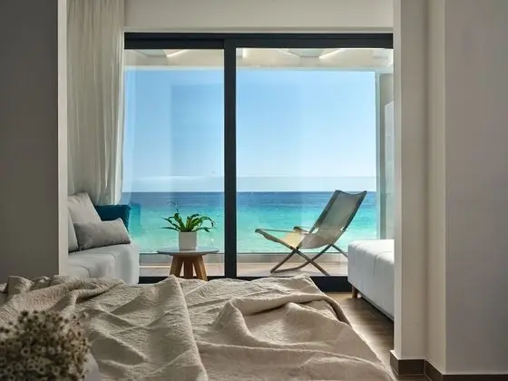 Cavo Orient Beach Hotel - Öne Çıkan Resim