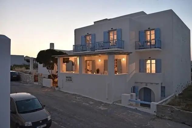 Hotel Cavos - Dış Mekan