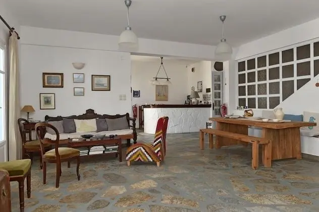 Hotel Cavos - Lobi