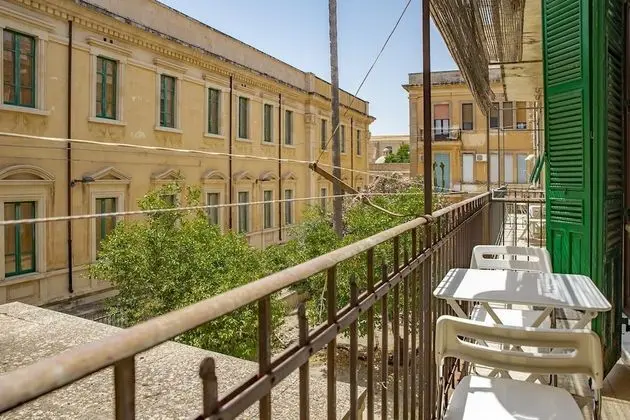 Cavour Apartment Near the Cathedral by Wonderful Italy
