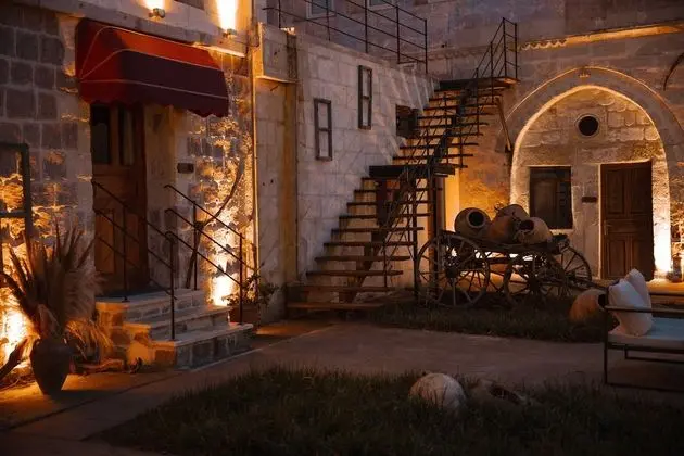 Cavusin Cave House - Dış Mekan