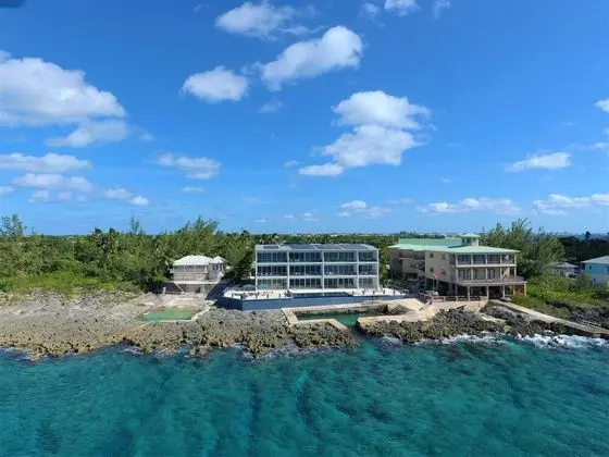 Cayman Luxury Rentals at Lighthouse Point Residences