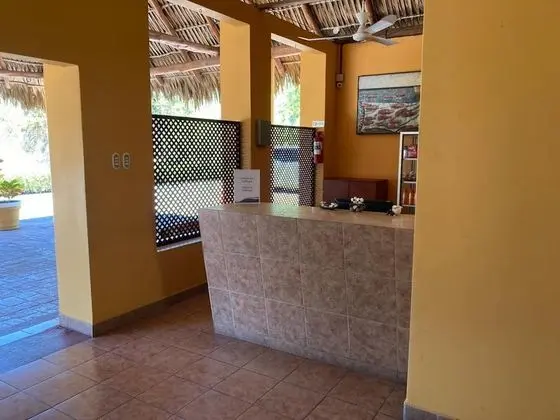Hotel Cayman Suites - Lobi