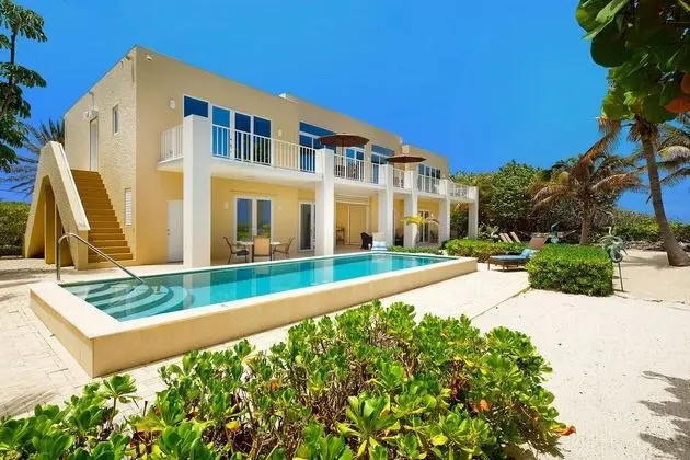 Villa Caymanas
