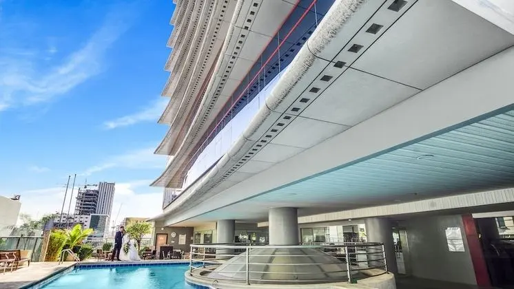 Cebu Parklane International Hotel - Havuz