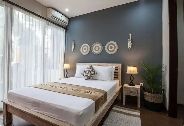 Cecilya Balian Stylish 3 Bedroom House near Beach at City Center - Oda