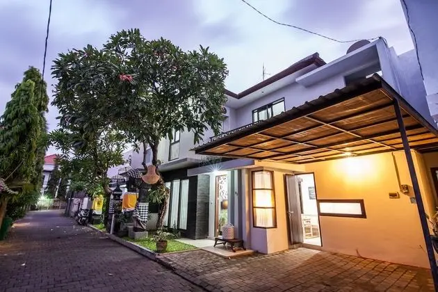 Cecilya House Balian