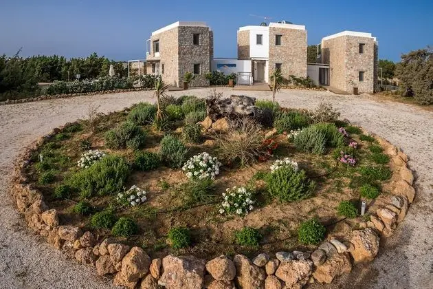 Cedar Bay Beachside Villas - Dış Mekan