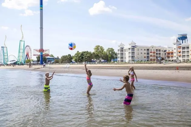 Cedar Point's Hotel Breakers - Plaj