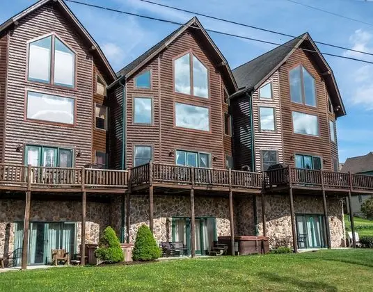 Cedar Shores Villa 08