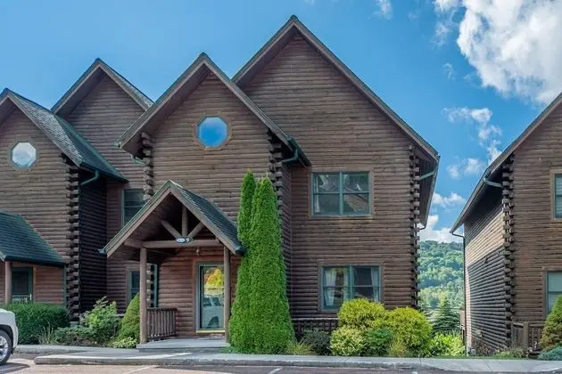 Cedar Shores Villa 09