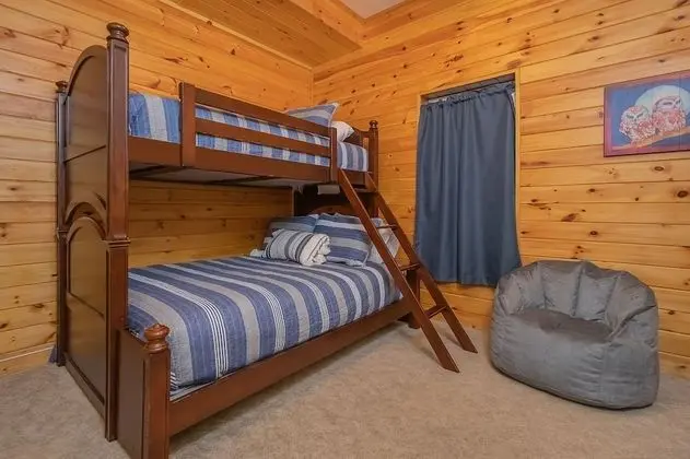 Cedar Shores Villa 14 - Oda