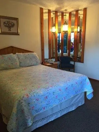 Cedar Wood Inn - Oda