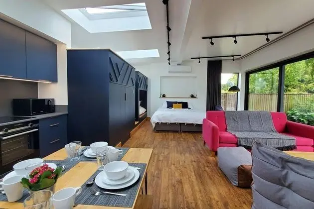 The Cedarwoods - Luxury for up to 5 and Your Woof! - Yerinde Yemek