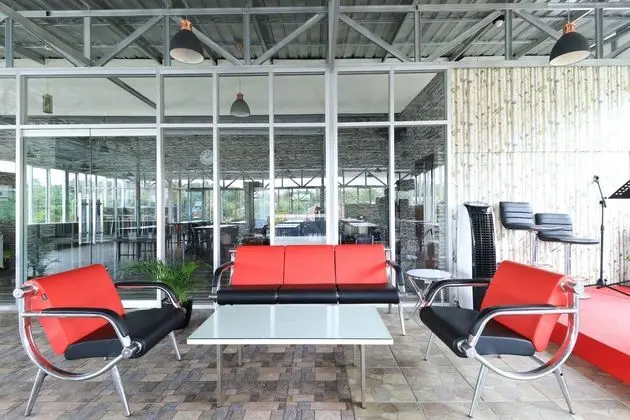 Hotel Celia - Lobi