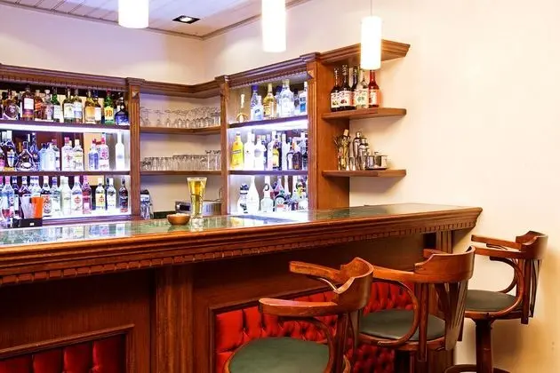 Celine Hotel - Bar