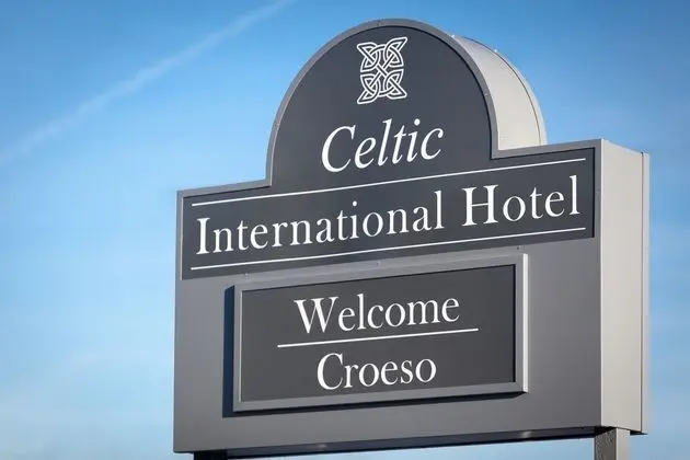 Celtic International Hotel Cardiff Airport - Dış Mekan