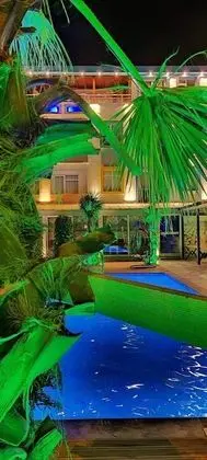 Cem Gül Suit Otel