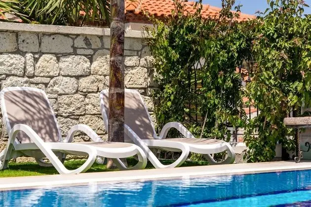 Cemal Alaçatı Butik Hotel