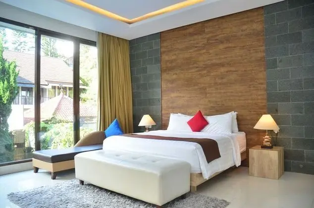 Cemara Villa 4 Bedrooms with a Private Pool - Oda