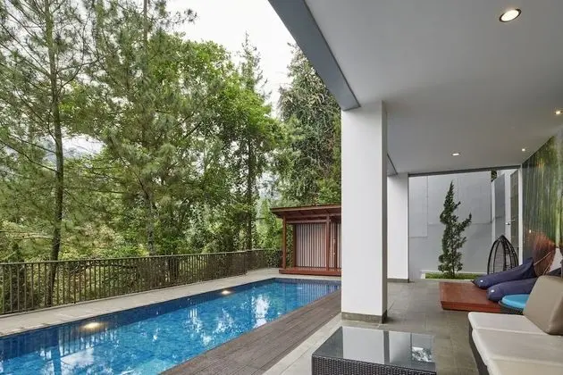 Cempaka 3 Villa 6 Bedrooms with a Private Pool