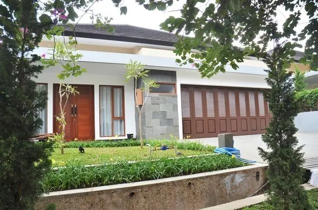 Cempaka 4 Villa 6 Bedrooms with a Private Pool - Dış Mekan