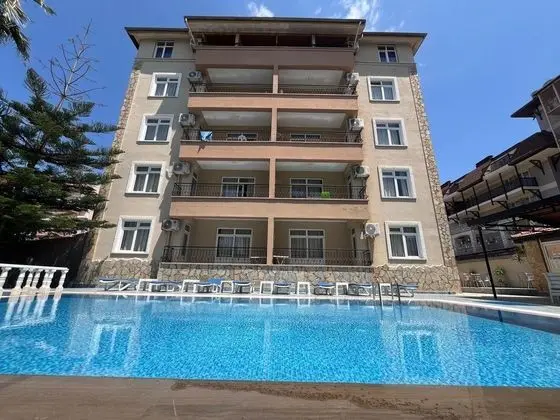 Cennet Apart Otel - Havuz