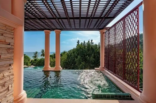 Centara Grand Beach Resort Phuket - Havuz