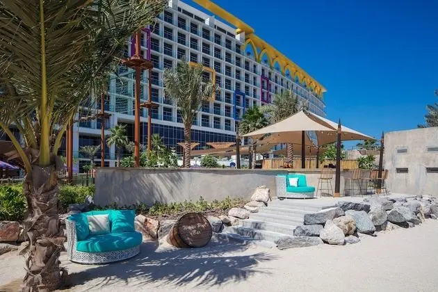 Centara Mirage Beach Resort Dubai - Plaj