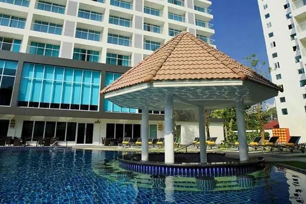 Centara Pattaya Hotel - Dış Mekan