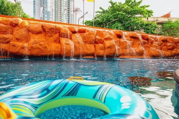 Centara Pattaya Hotel - Havuz
