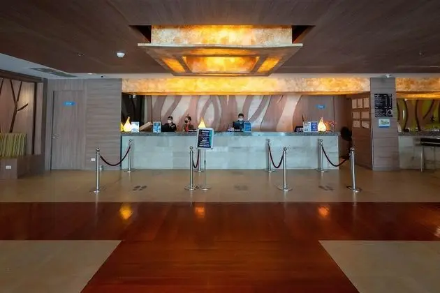 Centara Pattaya Hotel - Lobi