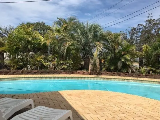 Centenary Motor Inn - Havuz