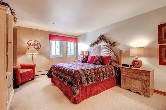Centennial 2 Bedroom Condo Unit no. 17 - Oda