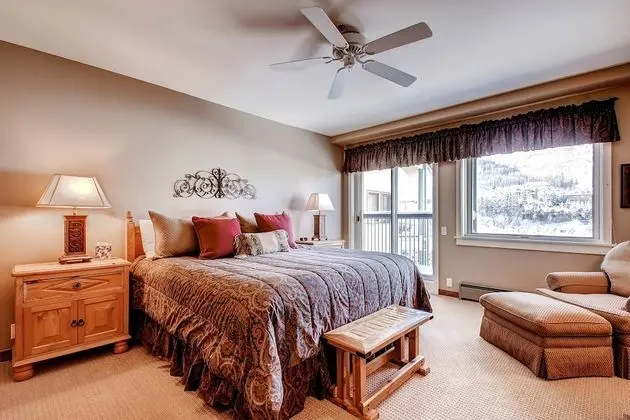 Centennial 2 Bedroom Condo Unit no. 18 - Oda