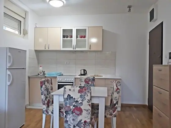 Center Apartment C 18 - Oda Düzeni