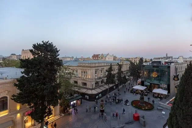 Center Hotel Baku