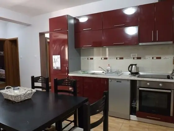 Center Budva Holiday Home - Mutfak